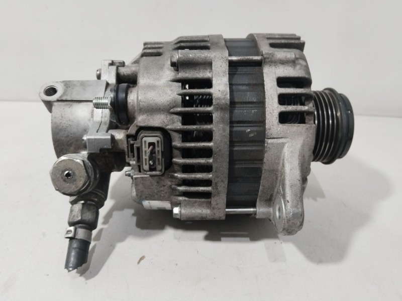 Recambio de alternador para opel astra h (a04) 1.7 cdti (l48) referencia OEM IAM 95520888  