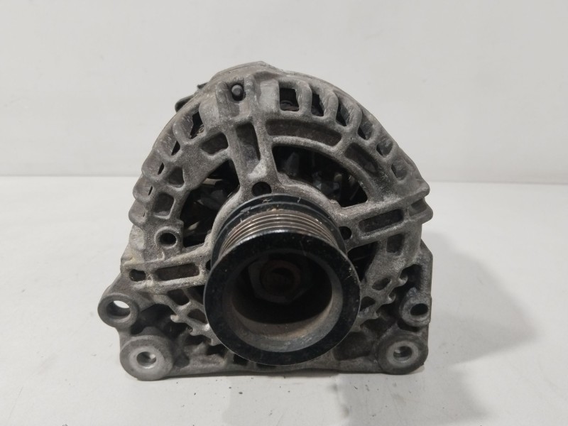 Recambio de alternador para audi a2 (8z) 1.4 referencia OEM IAM 0986041920  
