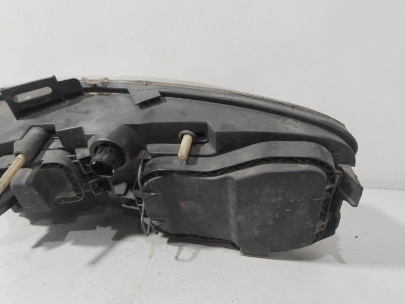 Recambio de faro derecho para fiat stilo (192_) 1.9 jtd (192_xe1a) referencia OEM IAM DX40785748  