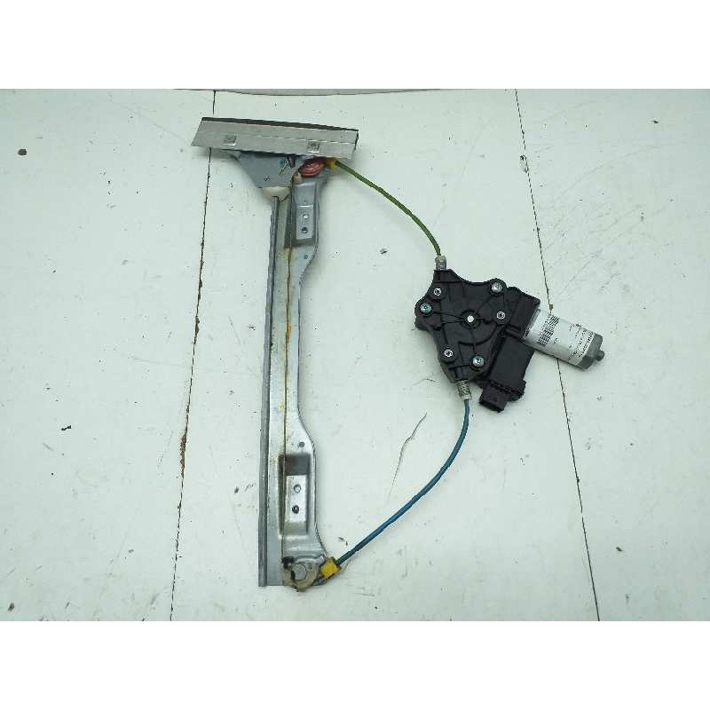 ELEVALUNAS DELANTERO DERECHO ELECTRICO  - imagen 1
