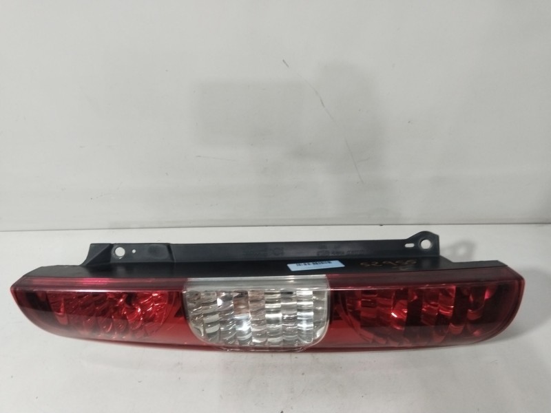 Recambio de piloto trasero derecho para fiat doblo monospace (119_, 223_) 1.9 jtd referencia OEM IAM 51755145  