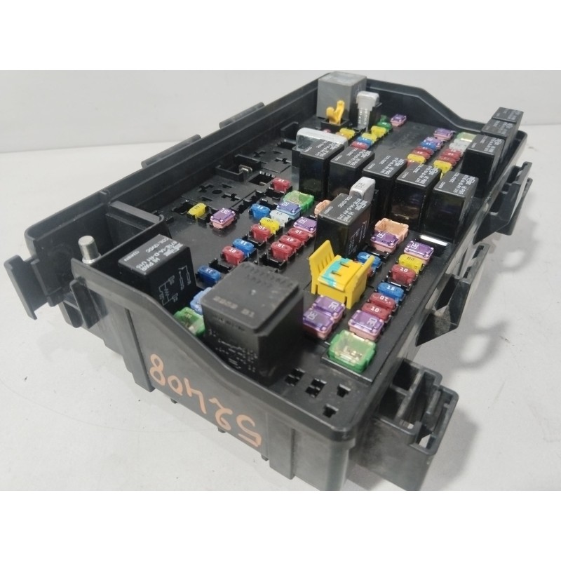 Recambio de caja reles / fusibles para jeep grand cherokee iv (wk, wk2) 3.0 crd v6 4x4 referencia OEM IAM 7140513230  