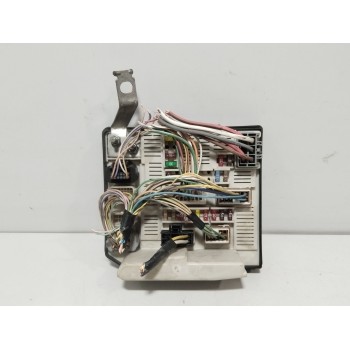 CAJA RELES / FUSIBLES 8200481866F 8200306033 