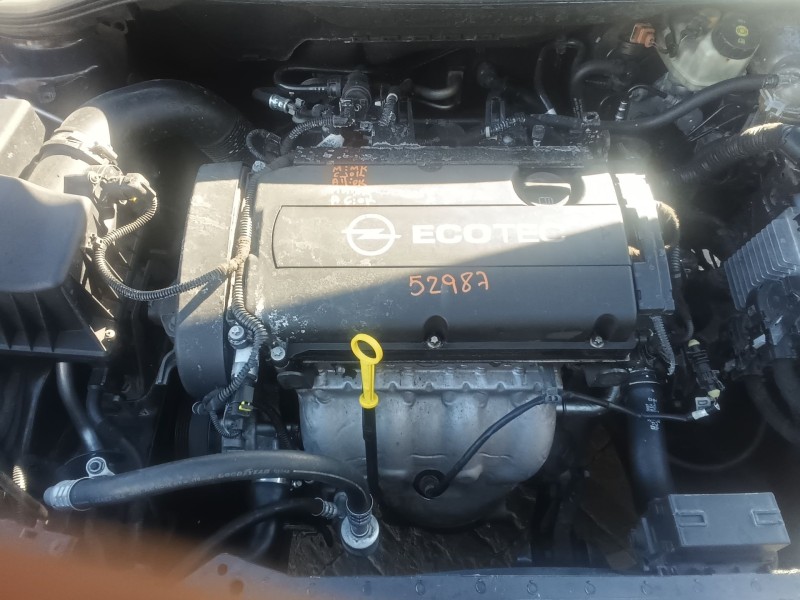 opel astra h gtc (a04) del año 2010