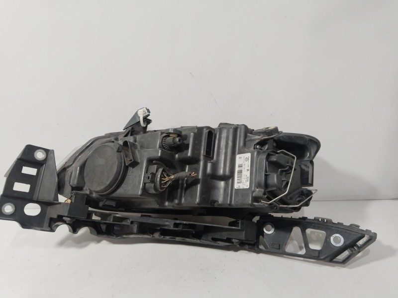 Recambio de faro derecho para volkswagen polo v (6r1, 6c1) 1.4 (6r1) referencia OEM IAM 6R1941016C  