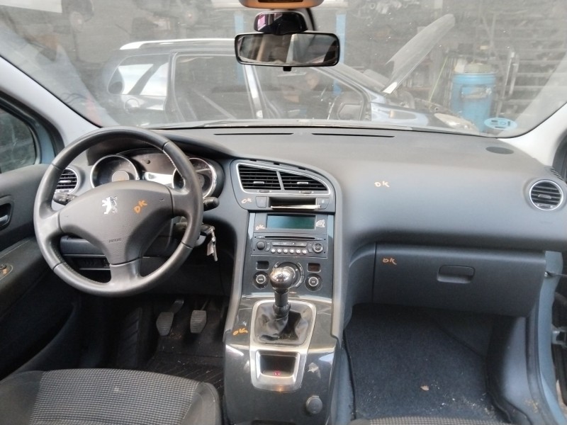 peugeot 5008 (0u_, 0e_) del año 2010