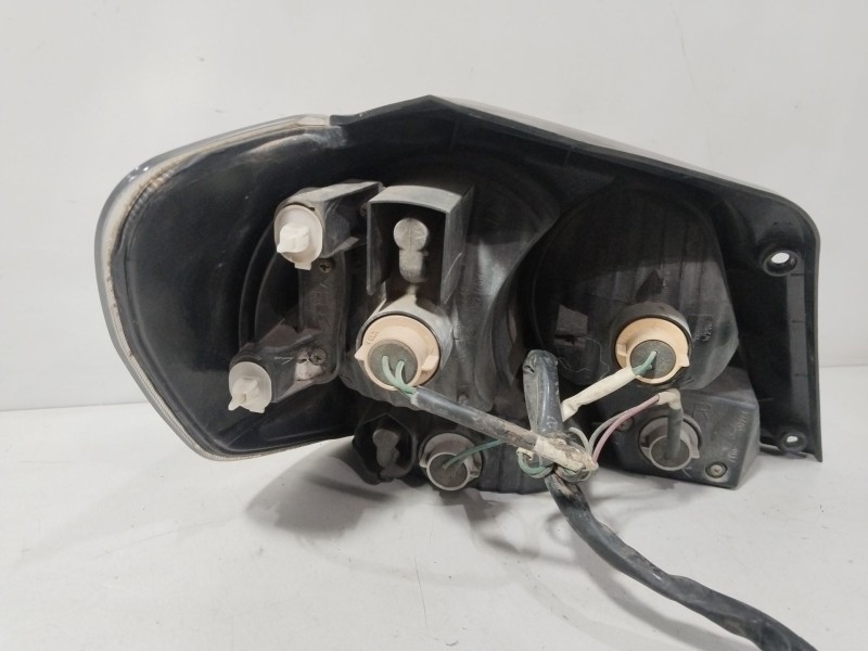 Recambio de piloto trasero derecho para mitsubishi outlander i (cu_w) 2.0 (cu2w) referencia OEM IAM 22087581  