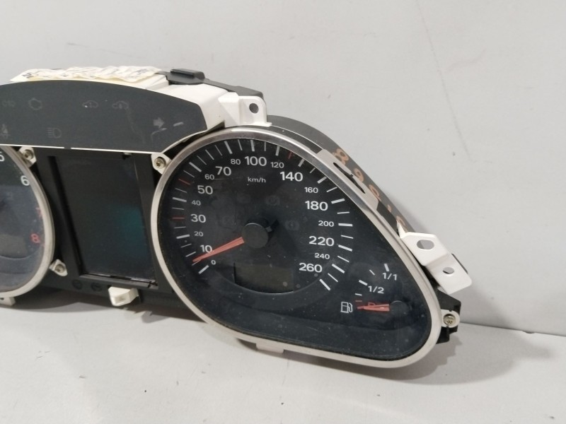 Recambio de cuadro instrumentos para audi a6 c6 (4f2) 2.4 referencia OEM IAM 4F0920900M  