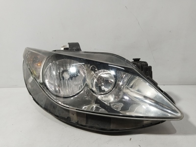 Recambio de faro derecho para seat ibiza iv (6j5, 6p1) 1.9 tdi referencia OEM IAM 6J1941006D  