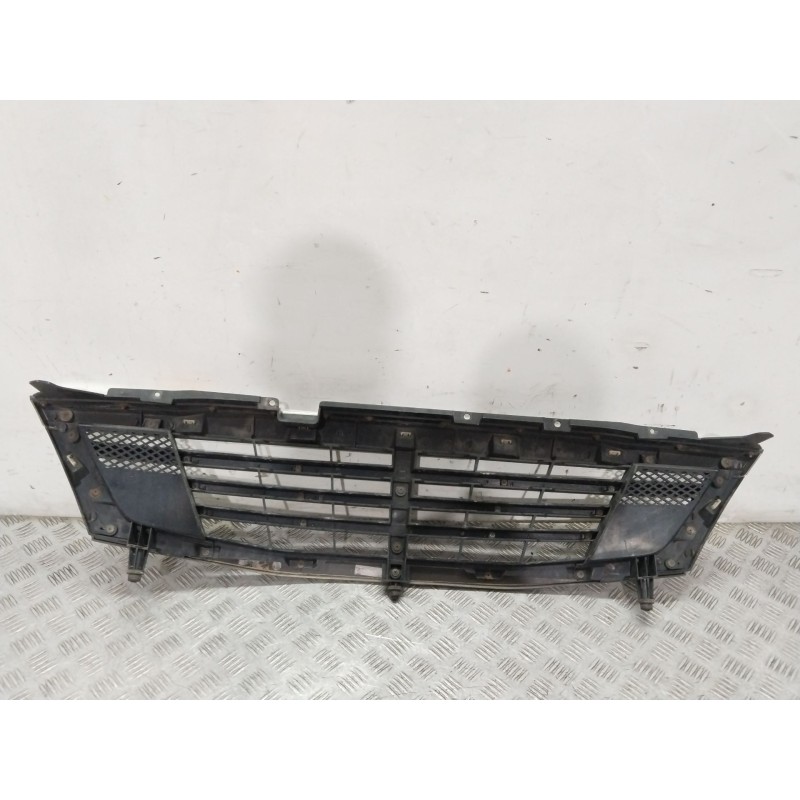 REJILLA PARAGOLPES DELANTERO 7943008001LAM  - imagen 4
