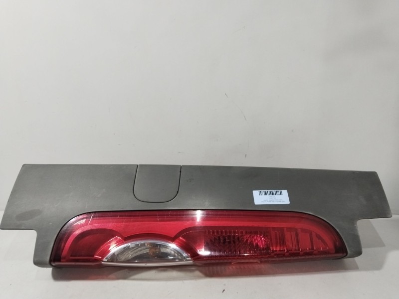 Recambio de piloto trasero izquierdo para nissan primastar furgoneta (x83) 2.0 dci 115 referencia OEM IAM 93857722  