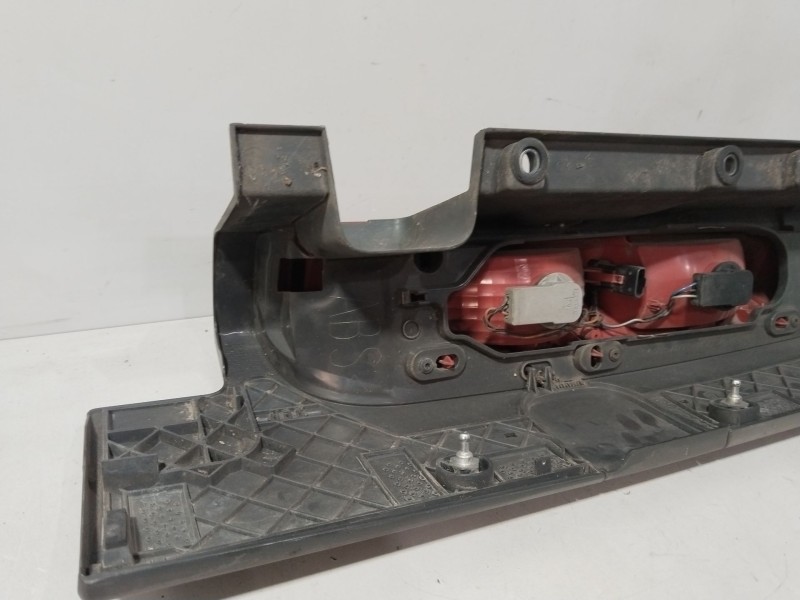 Recambio de piloto trasero izquierdo para nissan primastar furgoneta (x83) 2.0 dci 115 referencia OEM IAM 93857722  