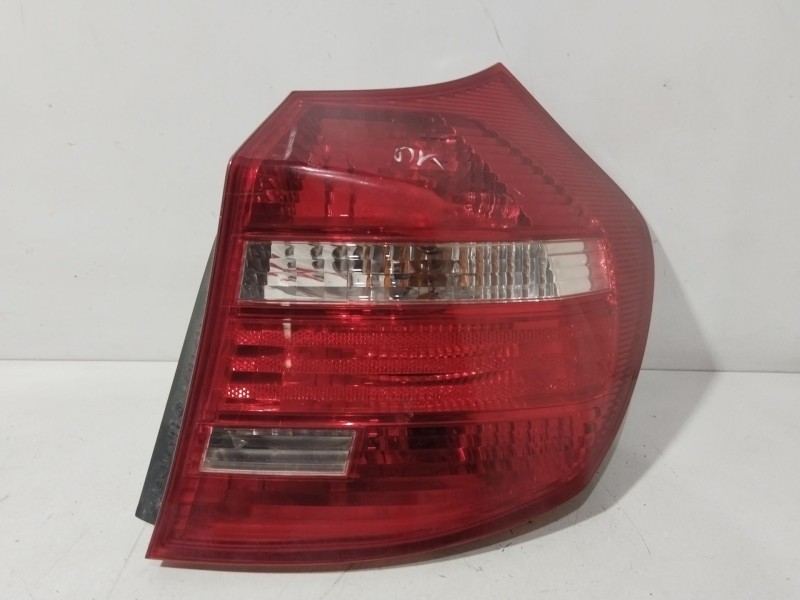 Recambio de piloto trasero derecho para bmw 1 (e81) 118 i referencia OEM IAM 716495605  