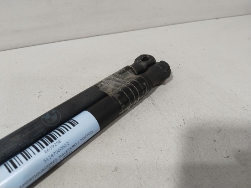 Recambio de amortiguadores maletero / porton para bmw 1 (e81) 118 i referencia OEM IAM 51247060622  
