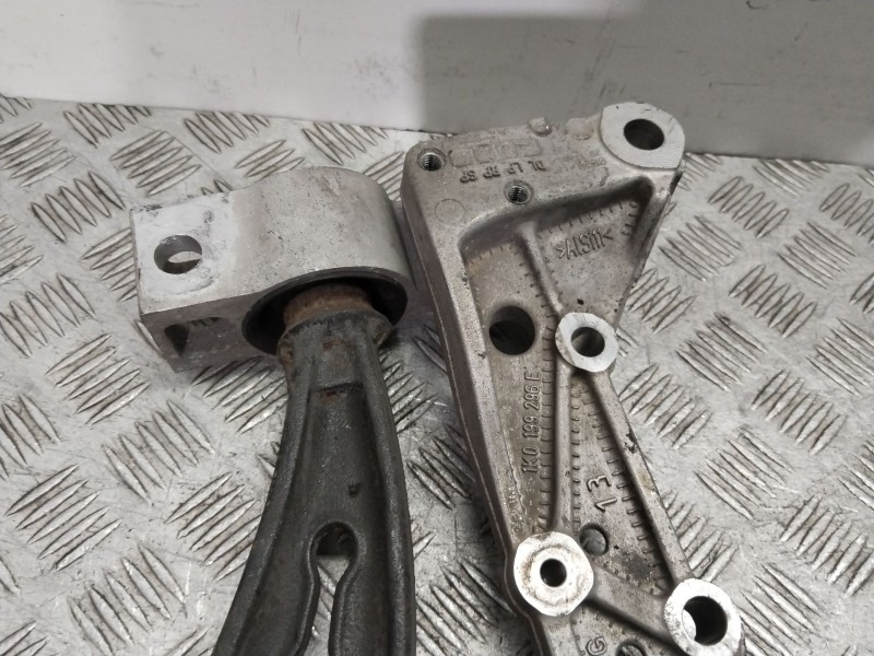 Recambio de brazo suspension inferior delantero derecho para seat arosa (6h1) select referencia OEM IAM 6X0407151A  