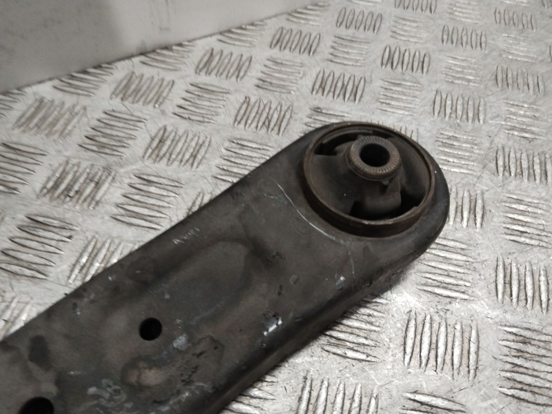 Recambio de brazo suspension inferior delantero izquierdo para hyundai i30 (gd) 1.4 crdi referencia OEM IAM 54500A2700  