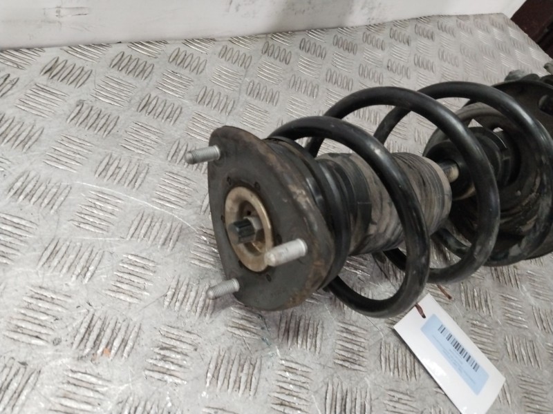 Recambio de amortiguador delantero izquierdo para mazda 3 (bm, bn) 2.2 d referencia OEM IAM B45G34700B  