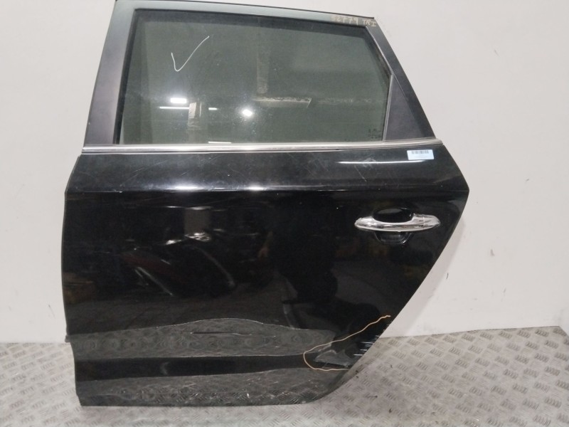 Recambio de puerta trasera izquierda para kia carens iv 1.6 gdi referencia OEM IAM 77003A4000  