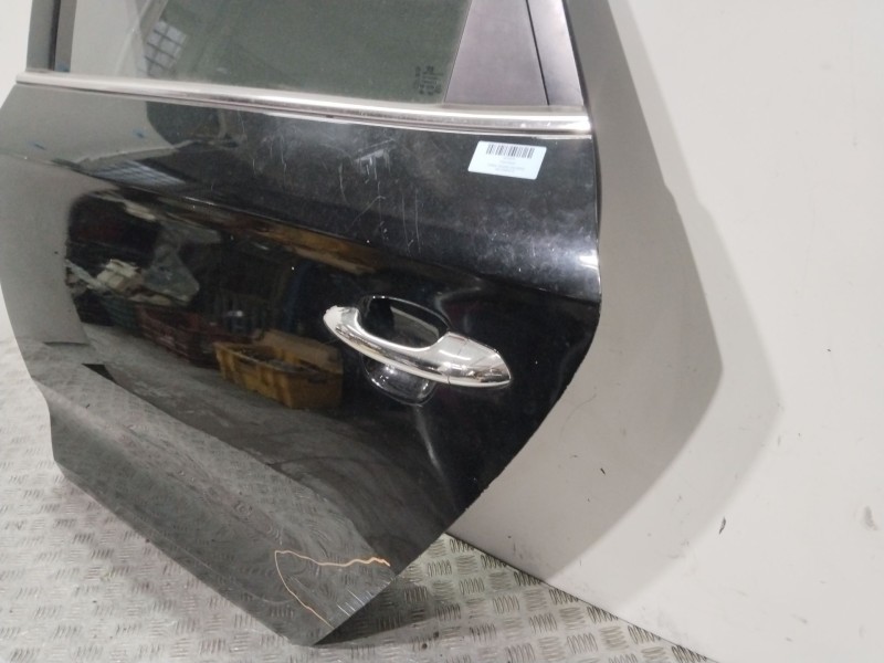 Recambio de puerta trasera izquierda para kia carens iv 1.6 gdi referencia OEM IAM 77003A4000  