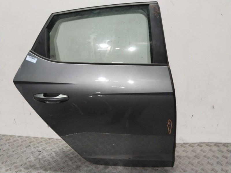 Recambio de puerta trasera derecha para seat leon (5f1) 1.6 tdi referencia OEM IAM 5F4833056  