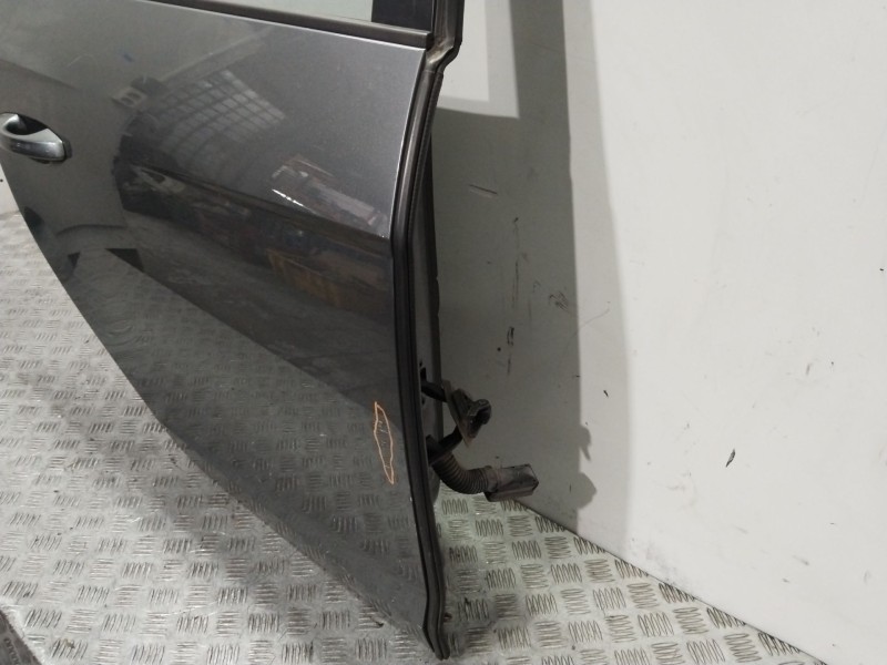 Recambio de puerta trasera derecha para seat leon (5f1) 1.6 tdi referencia OEM IAM 5F4833056  