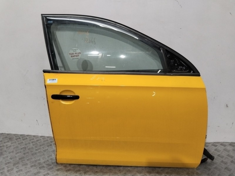 Recambio de puerta delantera derecha para skoda rapid (nh3, nk3, nk6) 1.6 tdi referencia OEM IAM 5JA831052C  