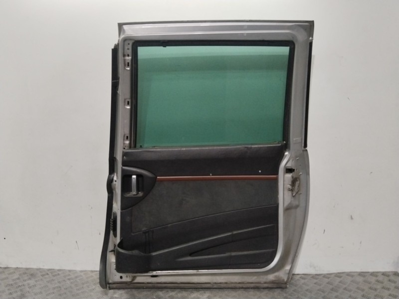 Recambio de puerta trasera derecha para citroën c8 (ea_, eb_) 2.2 hdi referencia OEM IAM 9008N5  