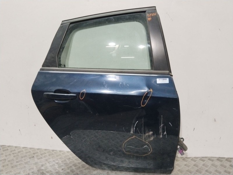 Recambio de puerta trasera derecha para opel astra j (p10) 1.6 (68) referencia OEM IAM 13285611  