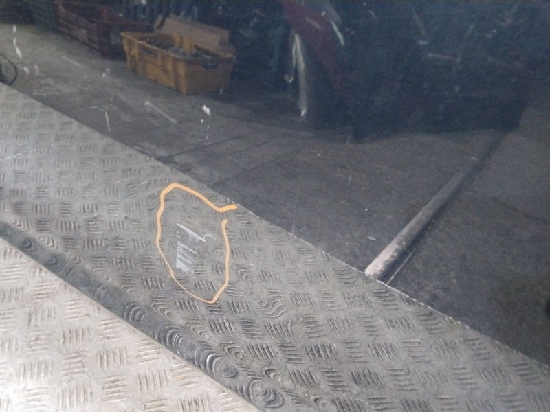 Recambio de puerta delantera izquierda para opel astra j (p10) 1.6 (68) referencia OEM IAM 13330765  