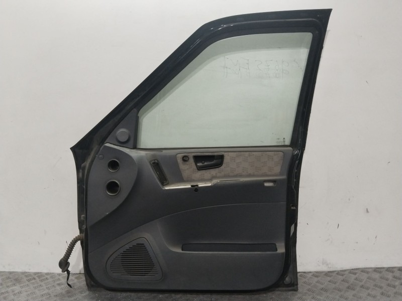 Recambio de puerta delantera derecha para tata safari doc 1 referencia OEM IAM  NEGRO 