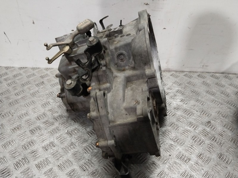 Recambio de caja cambios para opel vectra c (z02) 2.2 dti 16v (f69) referencia OEM IAM 13101871  
