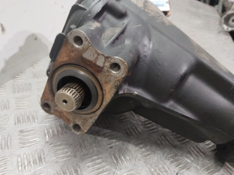 Recambio de diferencial delantero para ssangyong rodius i 2.7 xdi referencia OEM IAM 1048836  