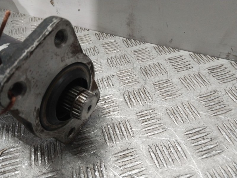 Recambio de diferencial delantero para ssangyong rodius i 2.7 xdi referencia OEM IAM 1048836  