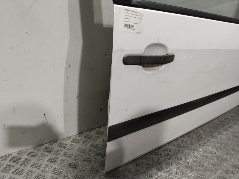 Recambio de puerta delantera derecha para ford fiesta (cb1) ambiente referencia OEM IAM 1806117 BLANCO 3 PUERTAS