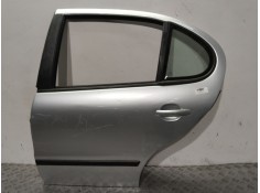 Recambio de puerta trasera izquierda para seat leon (1m1) 1.6 16 v referencia OEM IAM 1M0833055L  PLATA