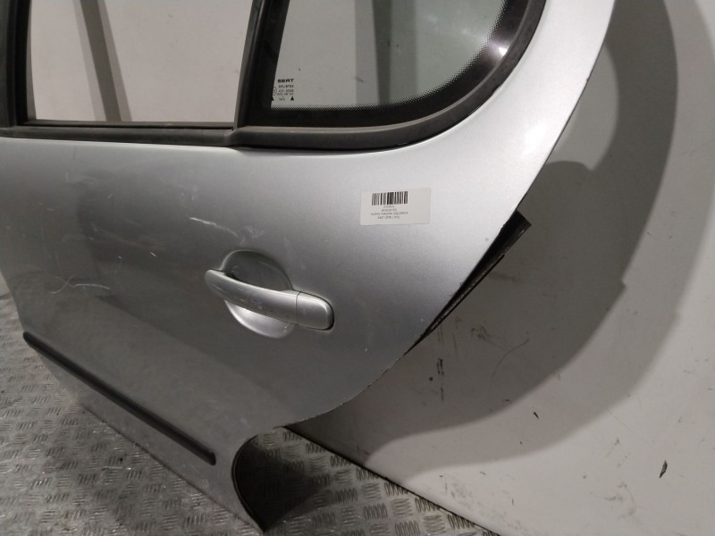 Recambio de puerta trasera izquierda para seat leon (1m1) 1.6 16 v referencia OEM IAM 1M0833055L  PLATA