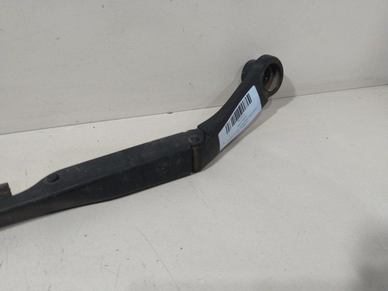 Recambio de brazo limpia delantero izquierdo para kia carens iv 1.6 gdi referencia OEM IAM 98311A4000  