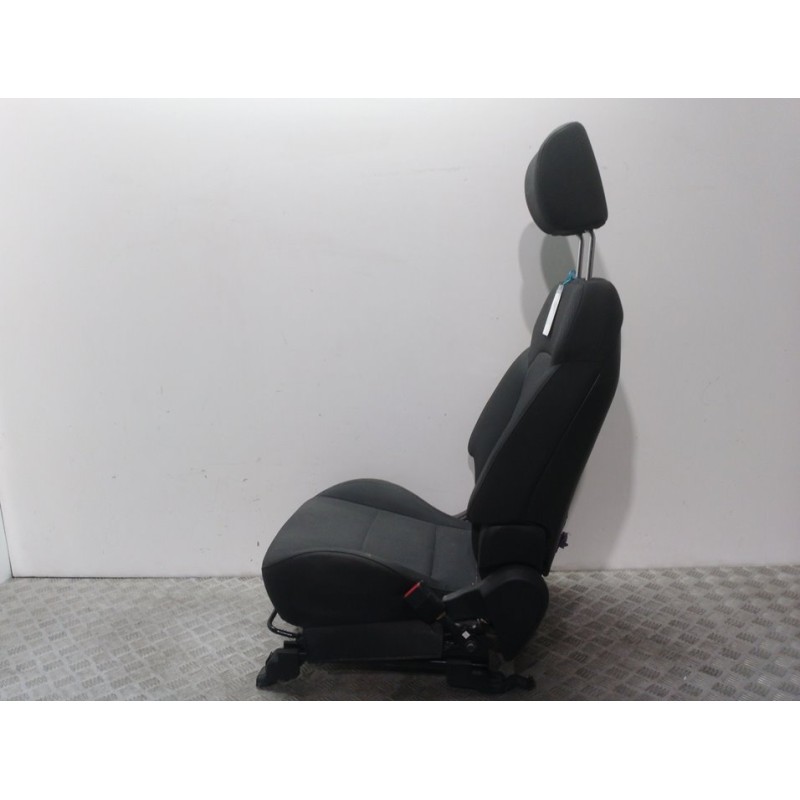 ASIENTO DELANTERO DERECHO  - imagen 2