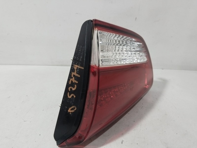 Recambio de piloto trasero derecho interior para kia carens iv 1.6 gdi referencia OEM IAM 92404A4120  