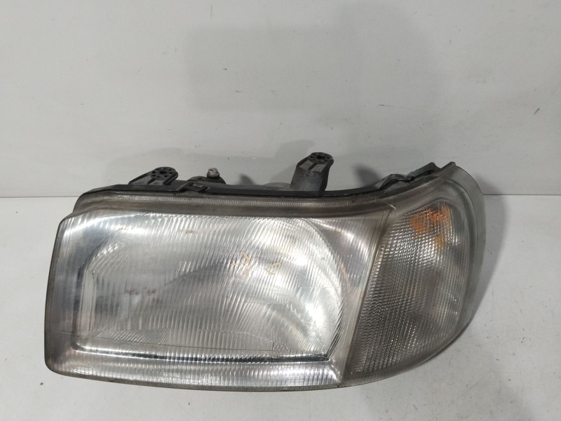 Recambio de faro izquierdo para land rover freelander i (l314) 2.0 td4 4x4 referencia OEM IAM XBC000310  