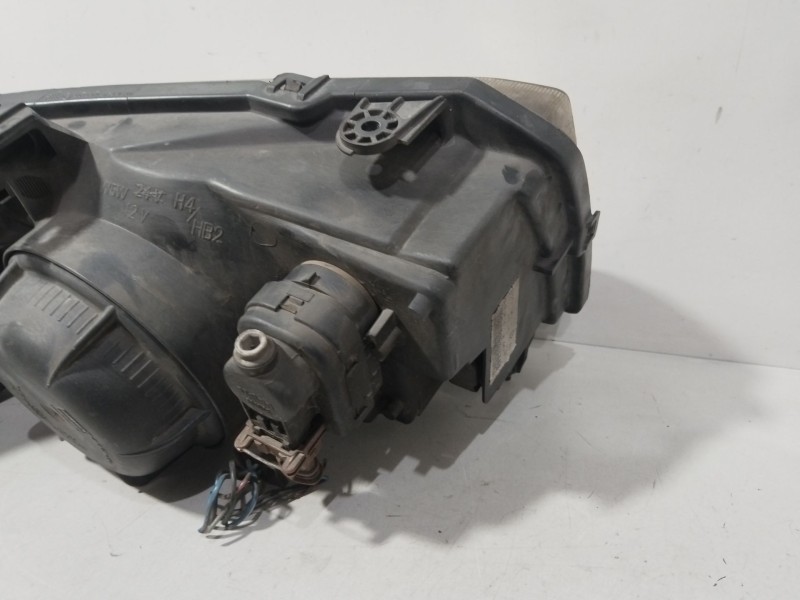 Recambio de faro izquierdo para land rover freelander i (l314) 2.0 td4 4x4 referencia OEM IAM XBC000310  