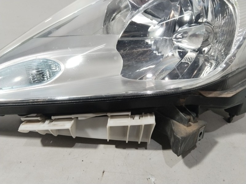 Recambio de faro izquierdo para nissan leaf (ze0) electric referencia OEM IAM 260603NLX  