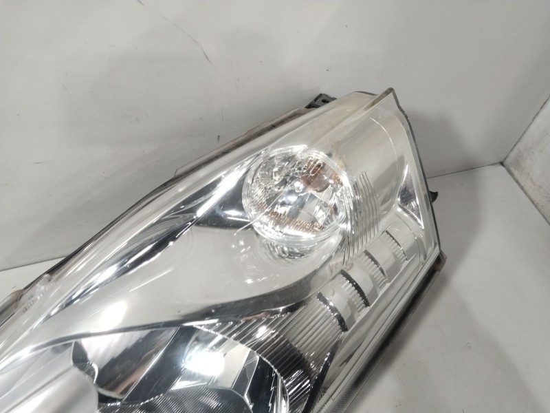 Recambio de faro izquierdo para nissan leaf (ze0) electric referencia OEM IAM 260603NLX  