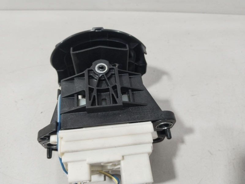 Recambio de palanca cambio para nissan leaf (ze0) electric referencia OEM IAM 75C800  