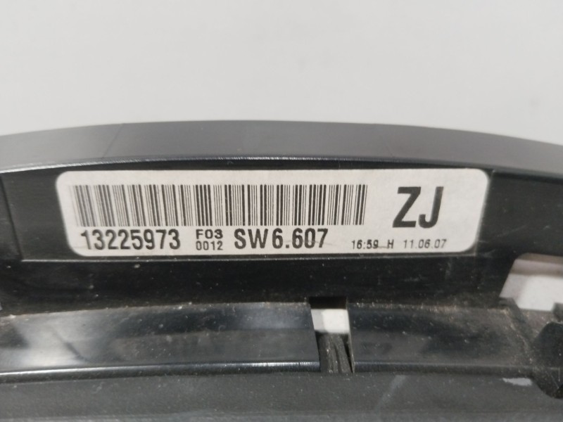 Recambio de cuadro instrumentos para opel astra h gtc (a04) 1.6 (l08) referencia OEM IAM 13225973  