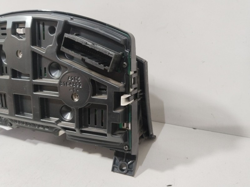 Recambio de cuadro instrumentos para opel astra h gtc (a04) 1.6 (l08) referencia OEM IAM 13225973  