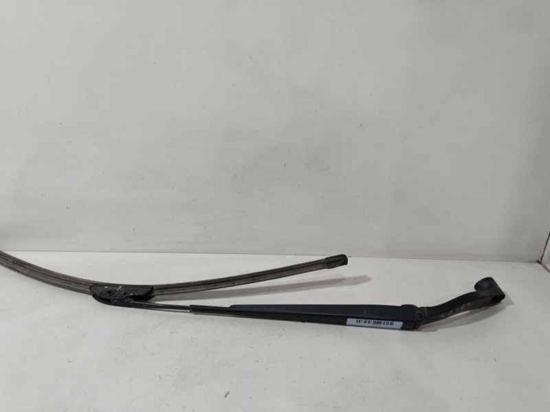 Recambio de brazo limpia delantero derecho para nissan leaf (ze0) electric referencia OEM IAM 288813NL0A  