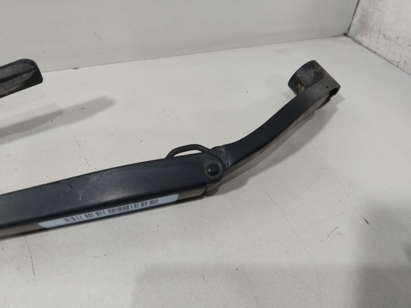 Recambio de brazo limpia delantero derecho para nissan leaf (ze0) electric referencia OEM IAM 288813NL0A  