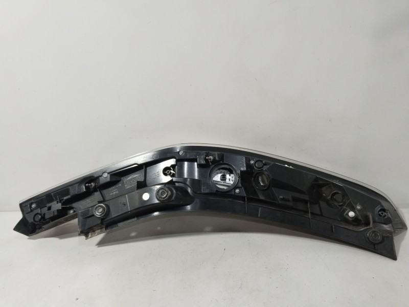 Recambio de piloto trasero izquierdo para nissan leaf (ze0) electric referencia OEM IAM 265553NA4B  