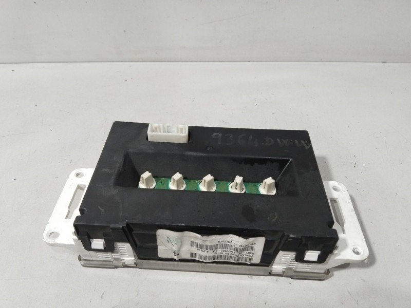 Recambio de pantalla multifuncion para nissan almera ii hatchback (n16) 1.5 referencia OEM IAM 216776529A  